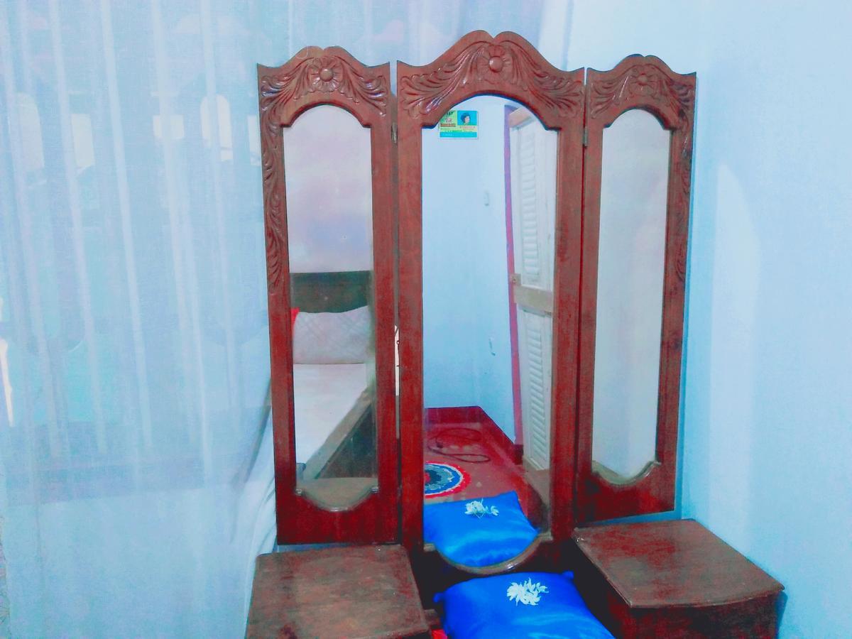 Tharurashmi Sea Pond Villa & Surf Hostel - Hiriketiya ディックウェラ エクステリア 写真