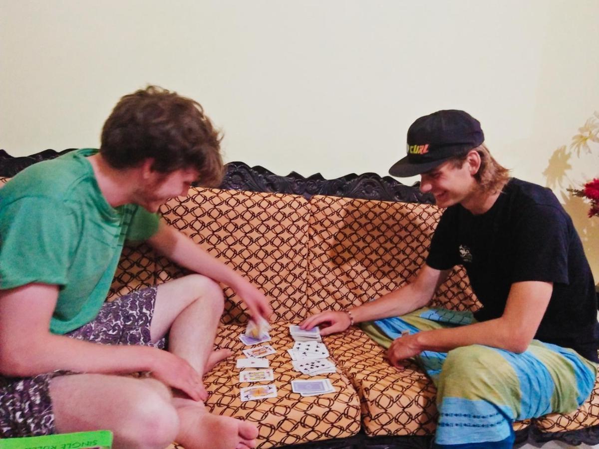 Tharurashmi Sea Pond Villa & Surf Hostel - Hiriketiya ディックウェラ エクステリア 写真